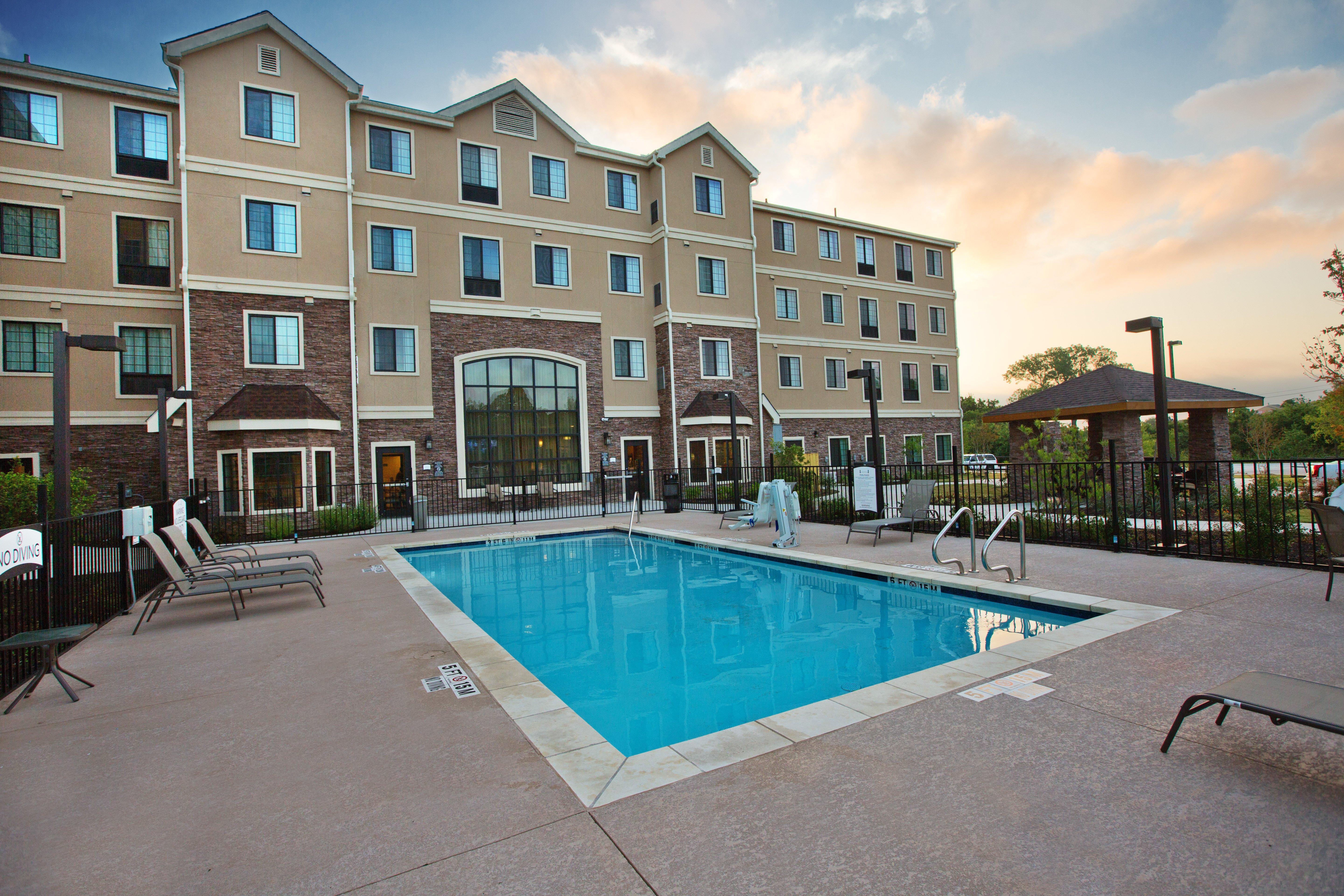 Staybridge Suites Austin South Interstate Hwy 35 By Ihg Εξωτερικό φωτογραφία